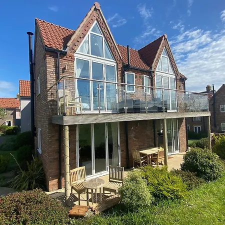 22 Sea, The Bay Reighton