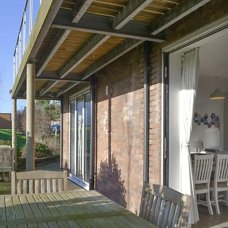 Twenty Two Sea * Reighton