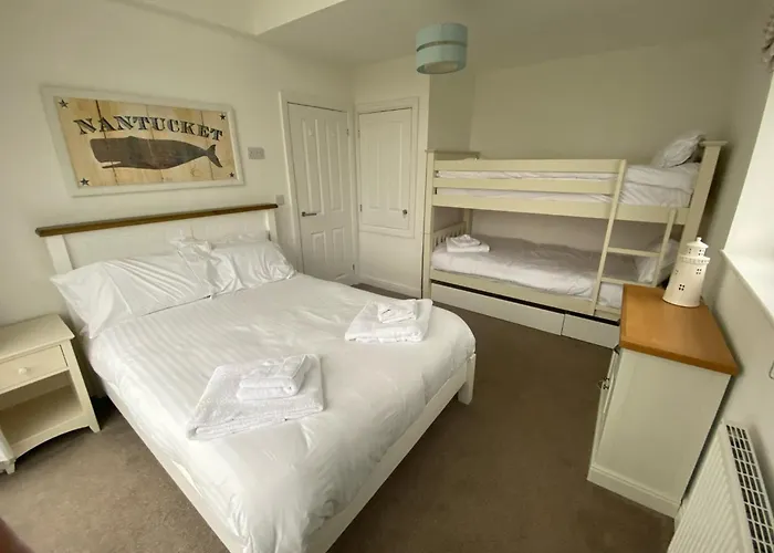 Twenty Two Sea * Reighton